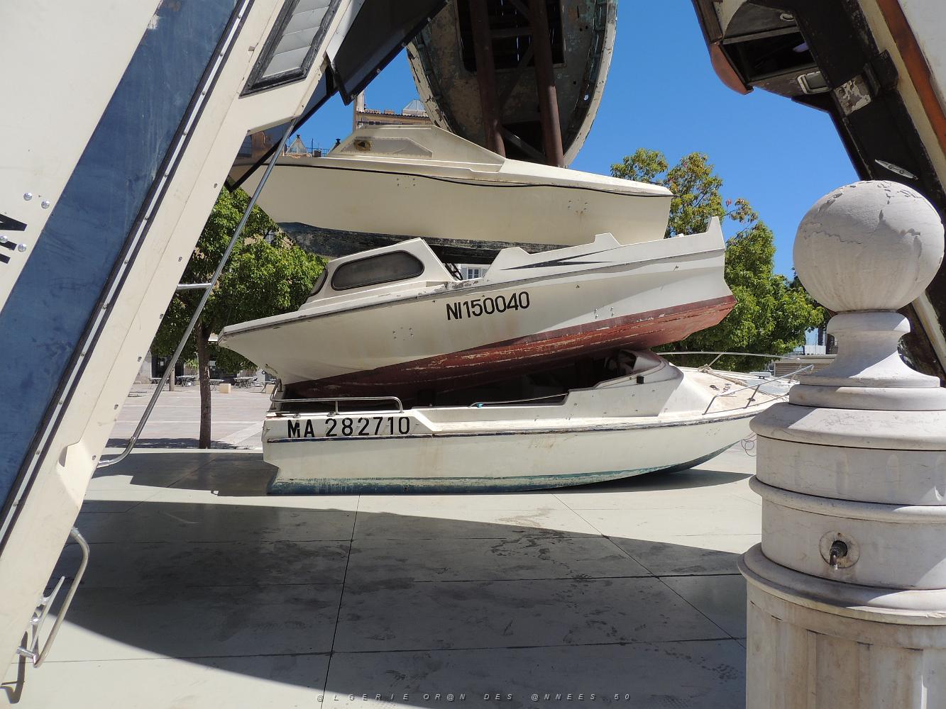 52 Toulon Exposition de Bateaux Place Monsenergue.JPG -           